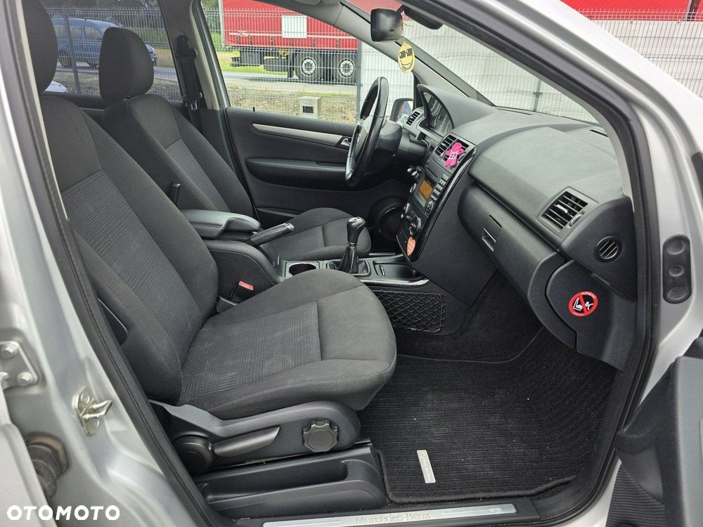 Mercedes-Benz Klasa A 180 CDI - 12