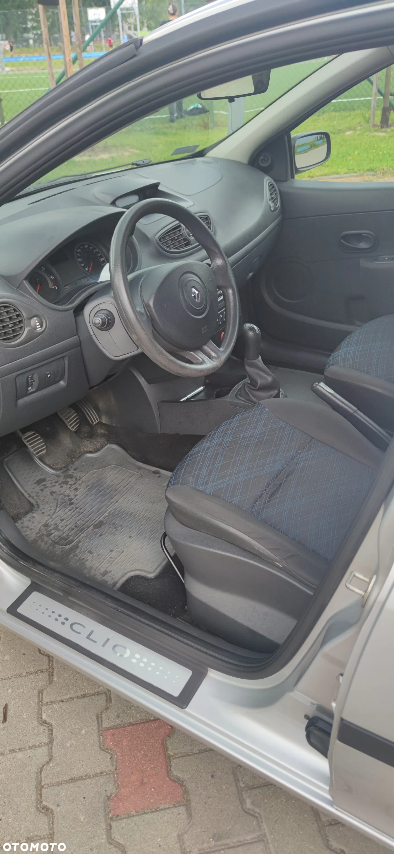 Renault Clio 1.2 TCE Authentique - 9