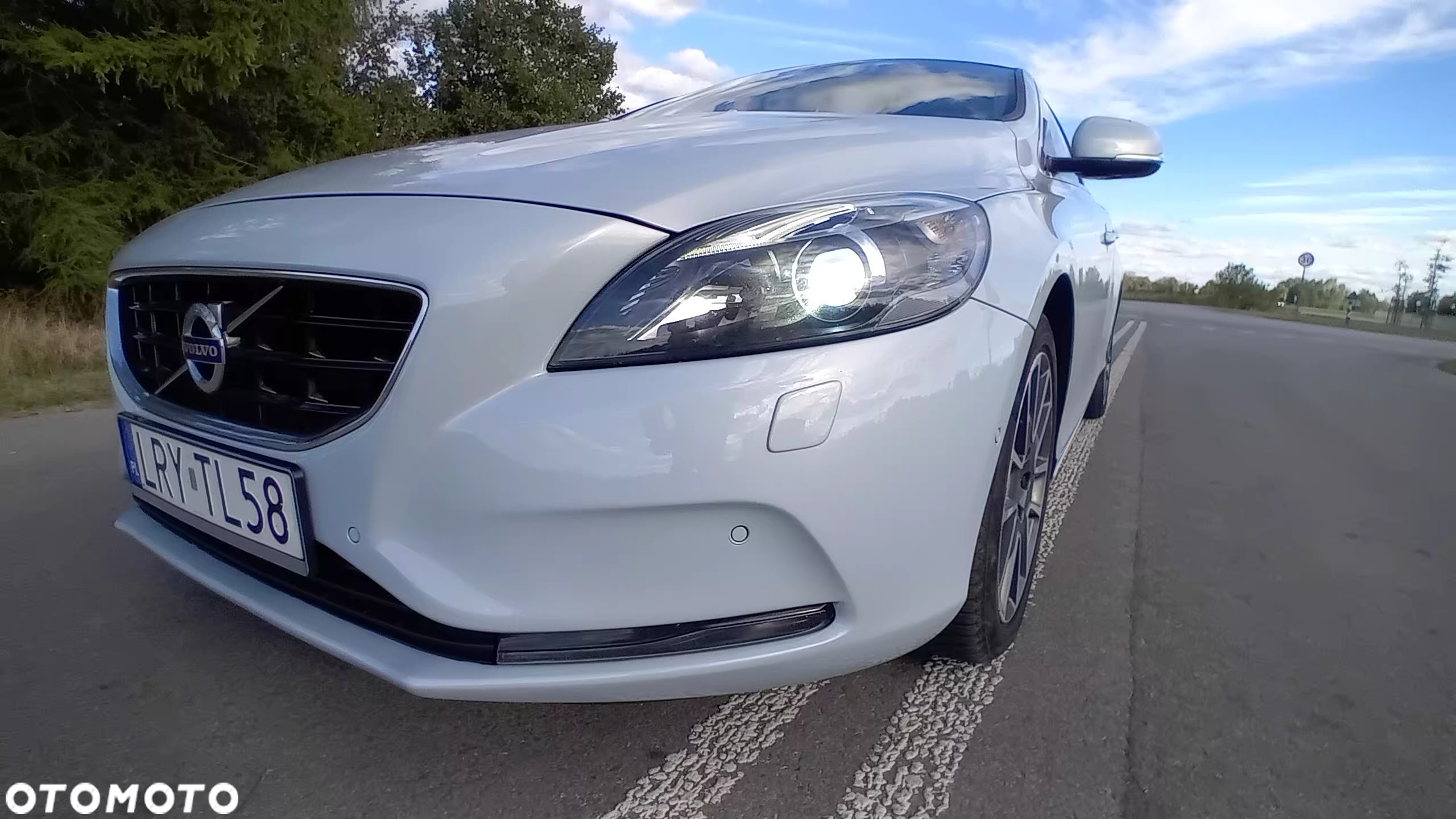 Volvo V40 D4 Drive-E Ocean Race - 7