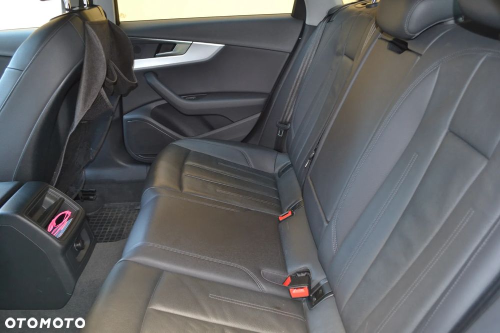 Audi A4 Avant - 10
