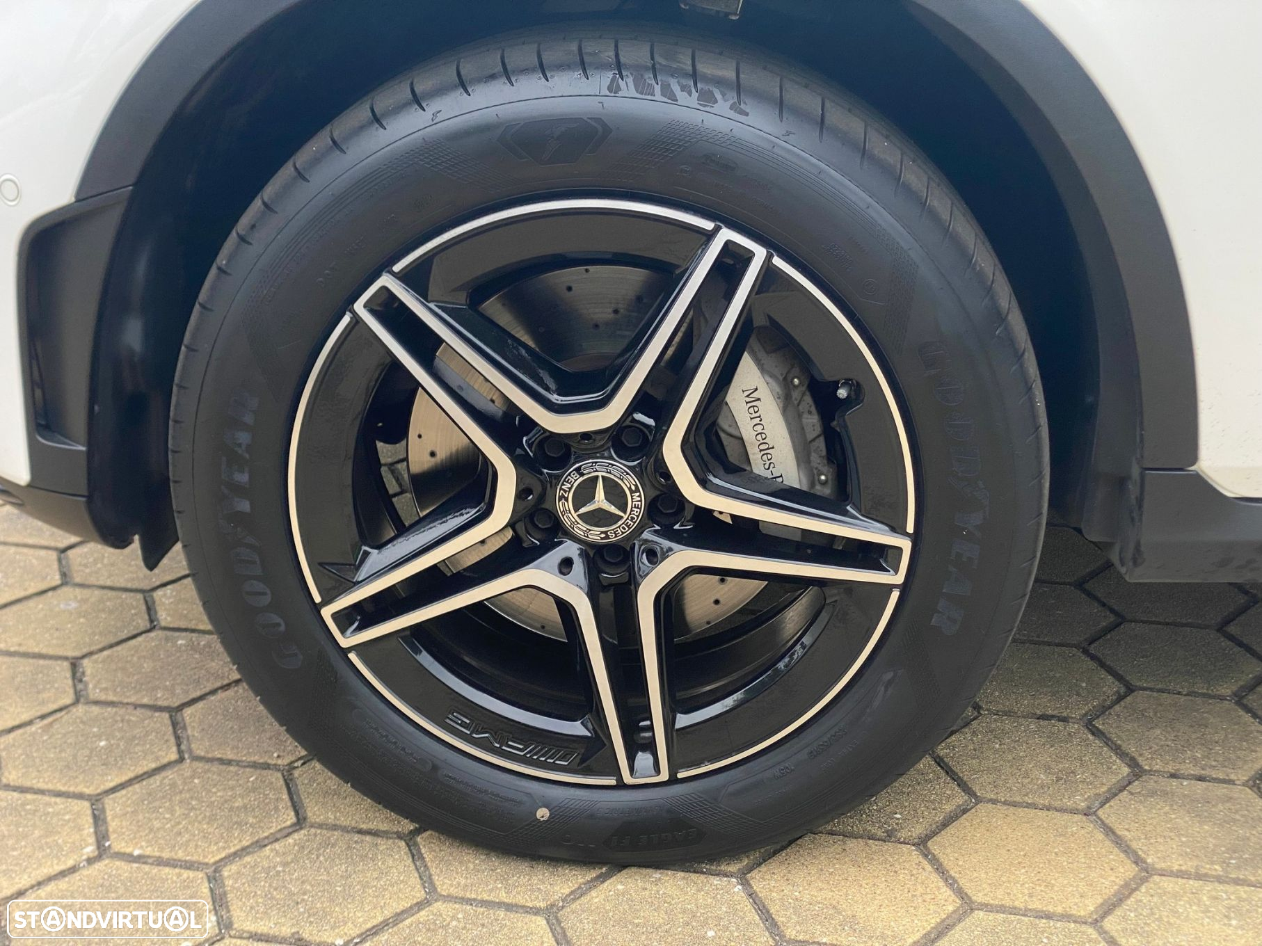 Mercedes-Benz GLC 300 - 7