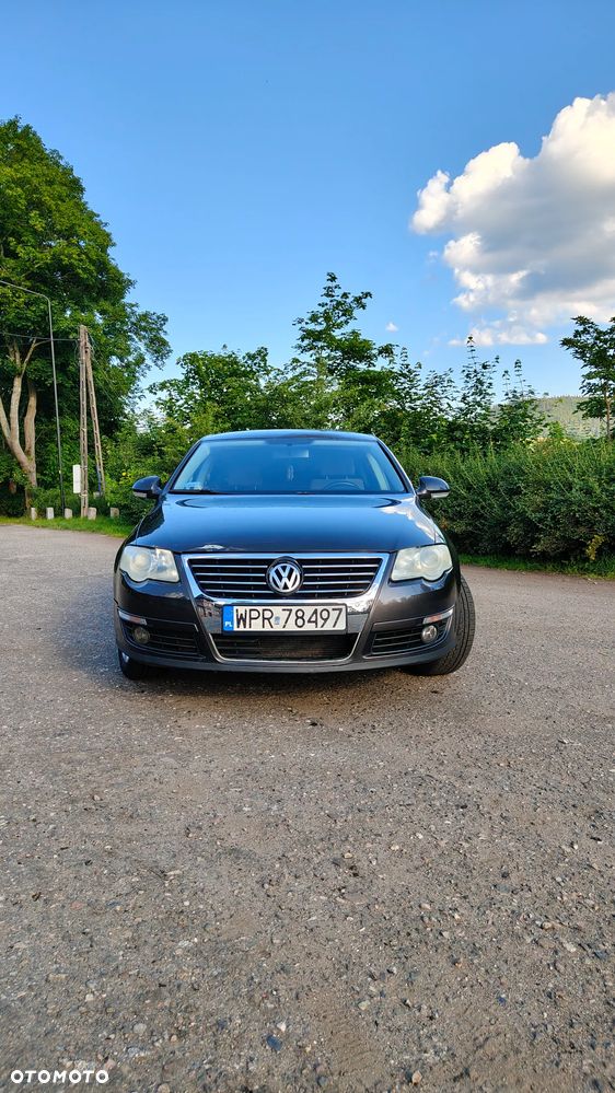 Volkswagen Passat 2.0 FSI Comfortline - 3