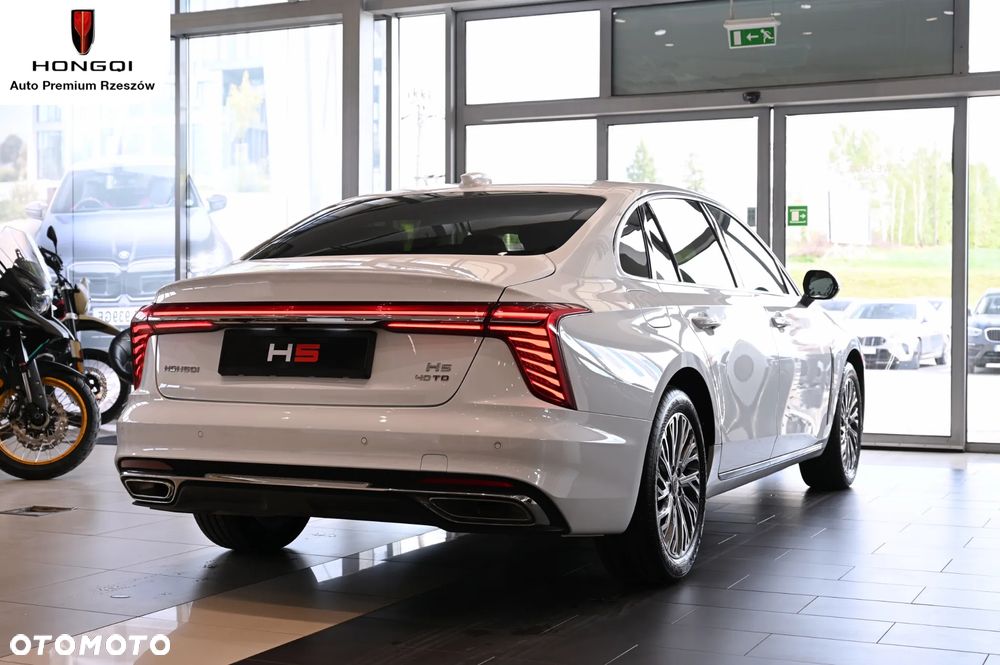 Hongqi H5 2.0T Comfort - 26