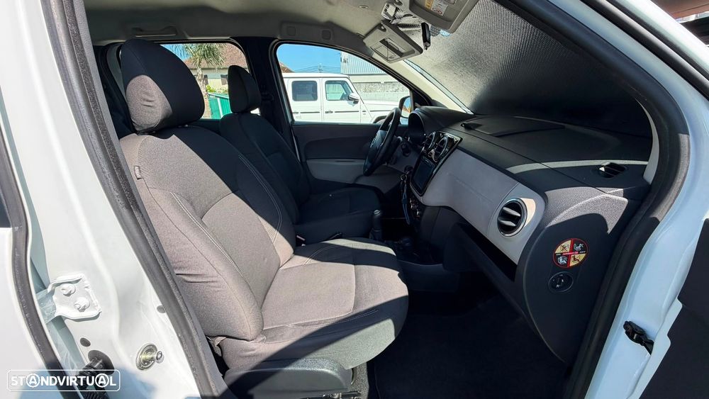 Dacia Lodgy 1.6 MPI Confort 7L Bi-Fuel - 19
