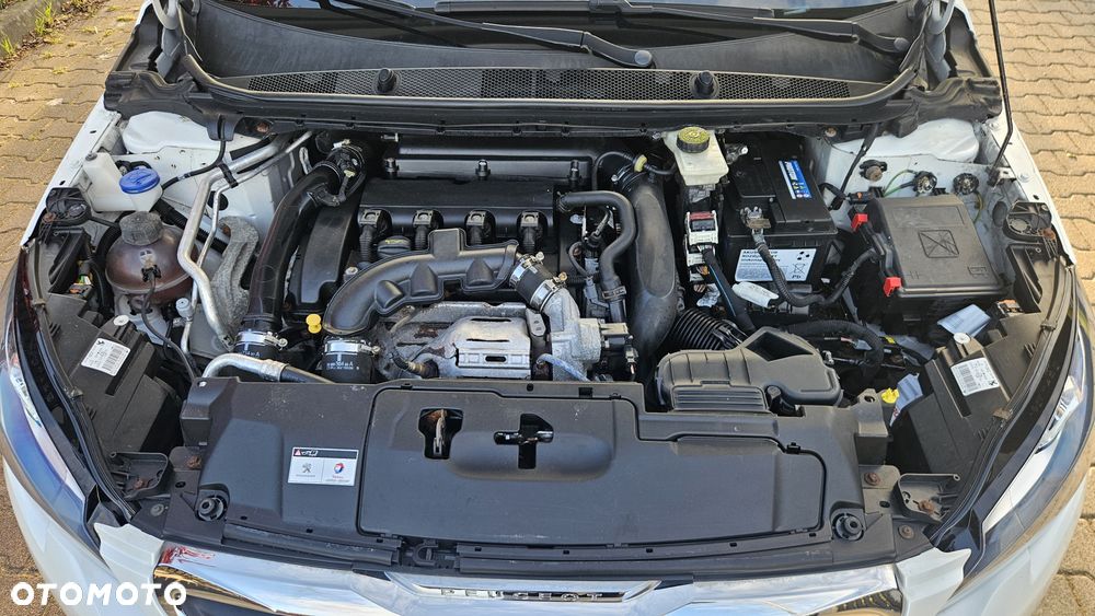 Peugeot 308 1.6 THP Active - 17
