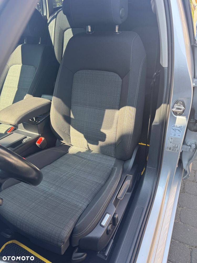 Volkswagen Passat 2.0 TDI SCR Comfortline DSG - 14