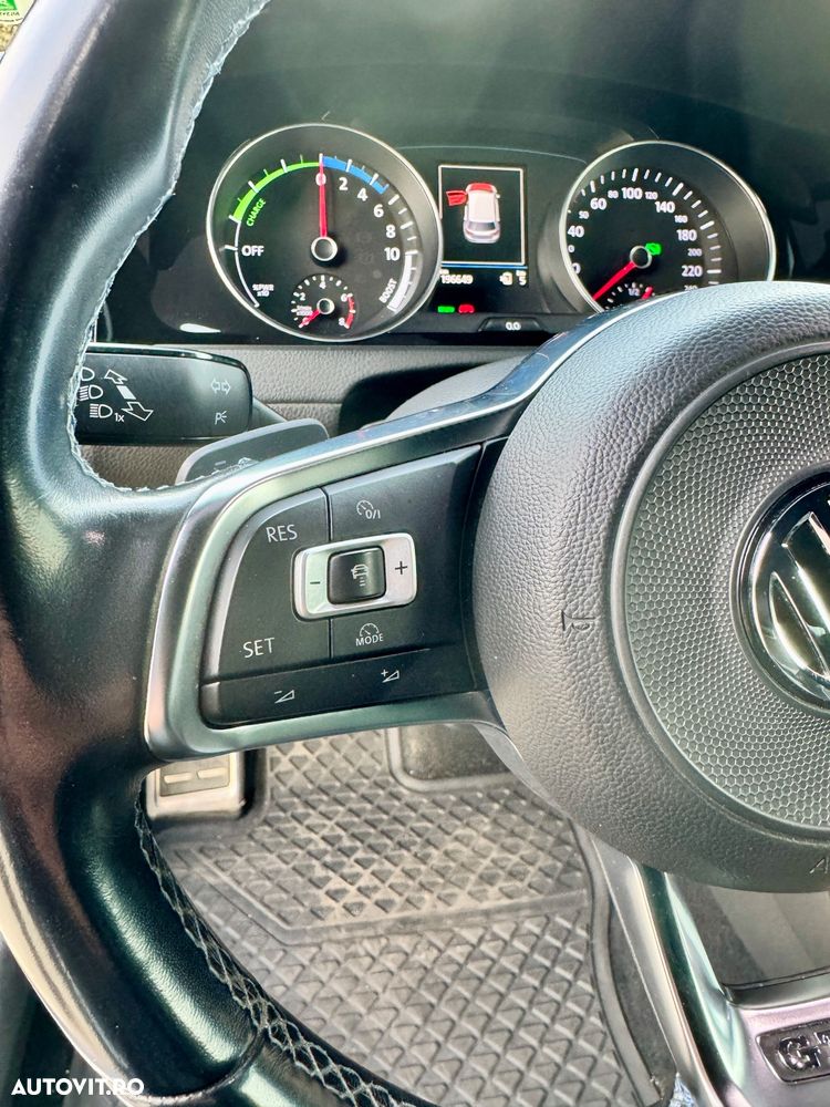 Volkswagen Golf 1.4 GTE Plug-In-Hybrid DSG - 12