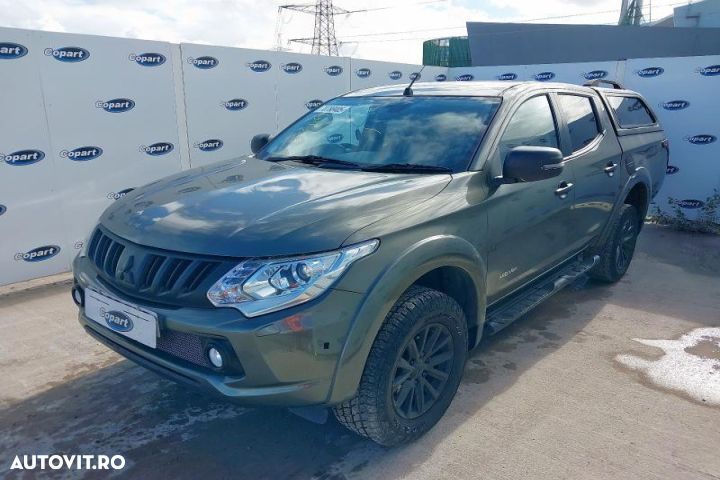 Dezmembrez Mitsubishi L200 5 [2015 - 2020] Pickup 2.4 D MT (154 hp) - 1