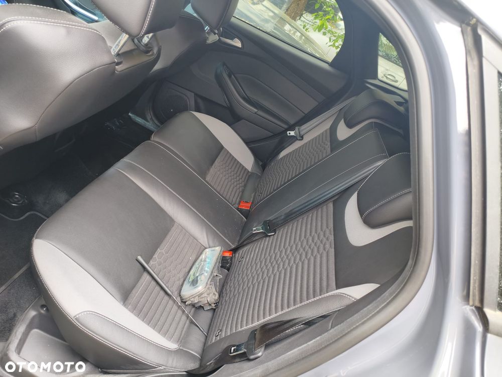 Ford Focus 2.0 EcoBoost ST - 6