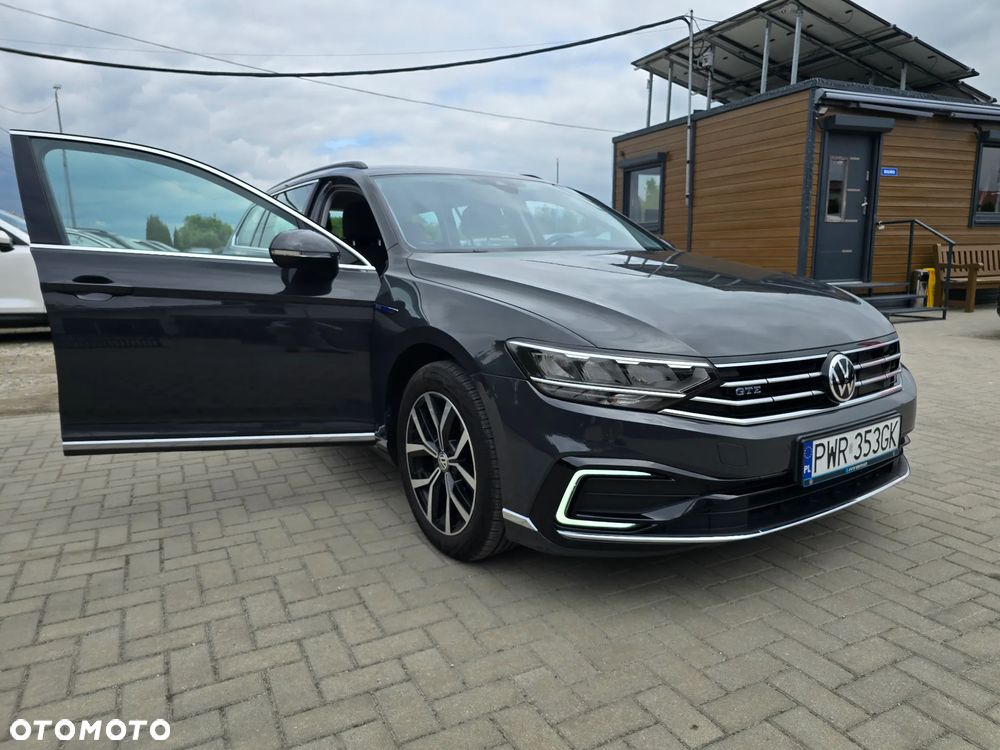 Volkswagen Passat Variant - 21