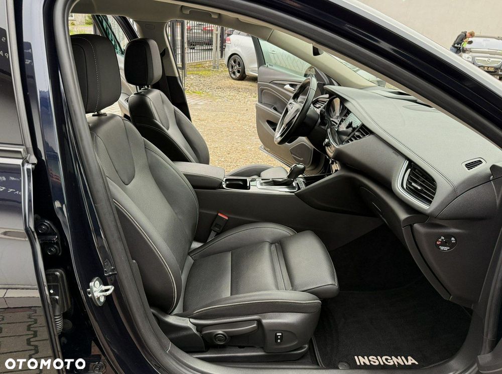 Opel Insignia Sports Tourer 2.0 Diesel Ultimate Exclusive - 23