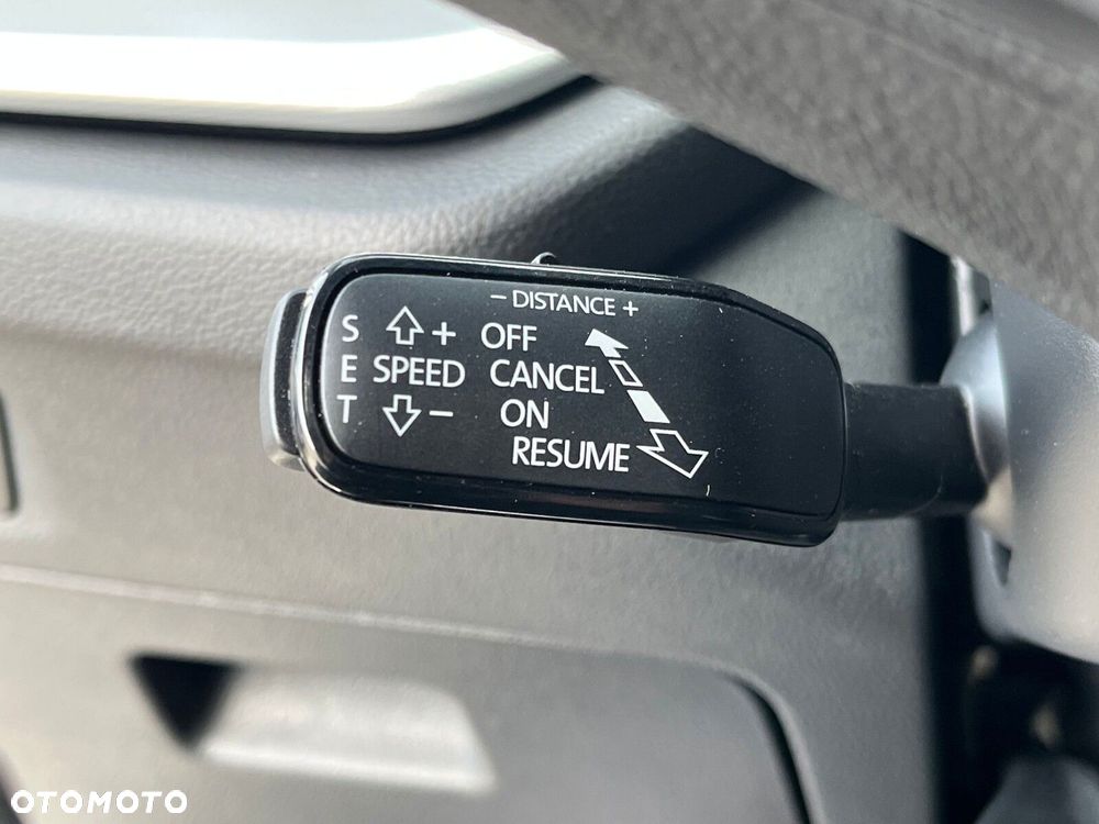 Skoda Octavia 1.5 TSI mHEV Selection DSG - 26