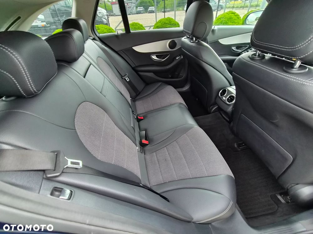 Mercedes-Benz Klasa C 220 (BlueTEC) d 7G-TRONIC Avantgarde - 9