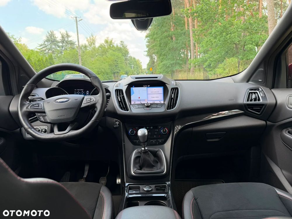 Ford Kuga 1.5 EcoBoost ST-LINE - 11