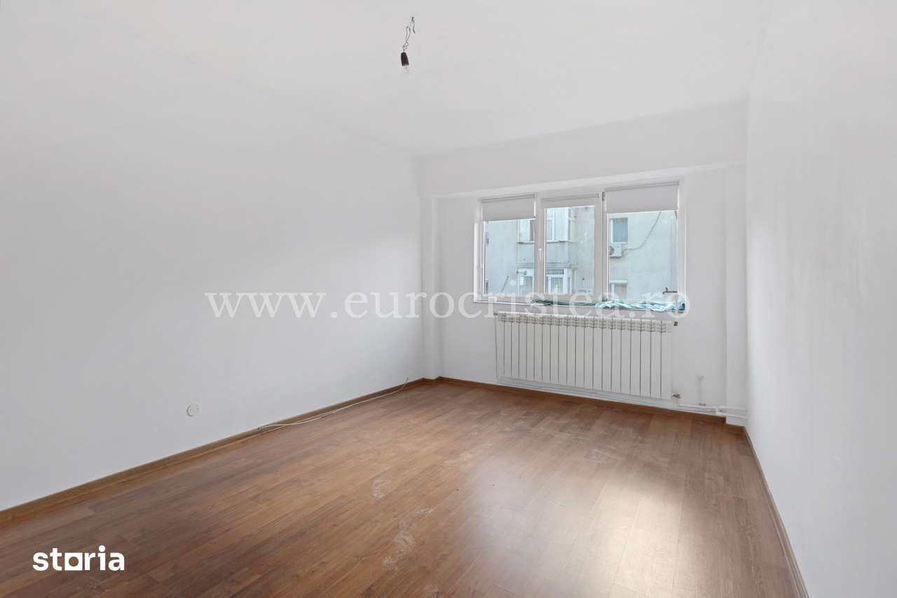 Apartament 3 camere – Mangalia | Zona:Centru-Sens,600m de plajă - Imagine principală: 3/8