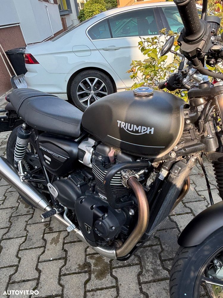 Triumph Speed Twin - 3