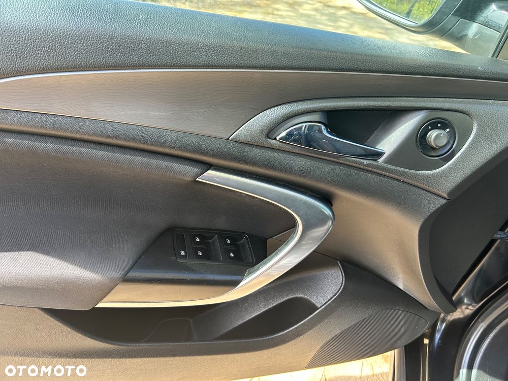 Opel Insignia 2.0 CDTI - 19