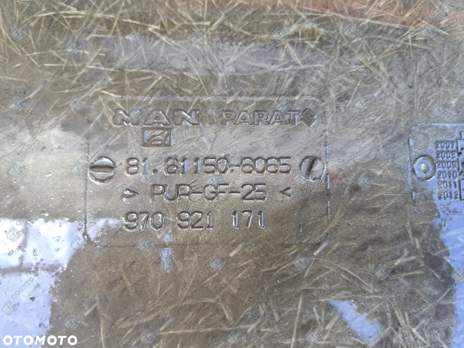 ATRAPA GRILL MAN TGX E5/E6  81611506065 - 4
