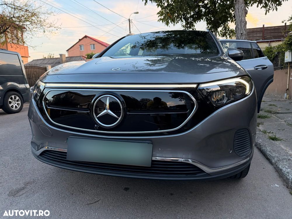 Mercedes-Benz EQA 250 - 12