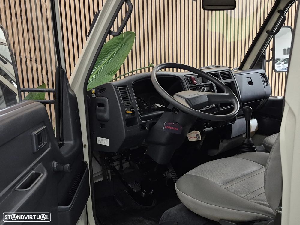 Toyota Dyna 150 3.0d - 140.000KM | GARANTIA | NACIONAL - IVA - 14