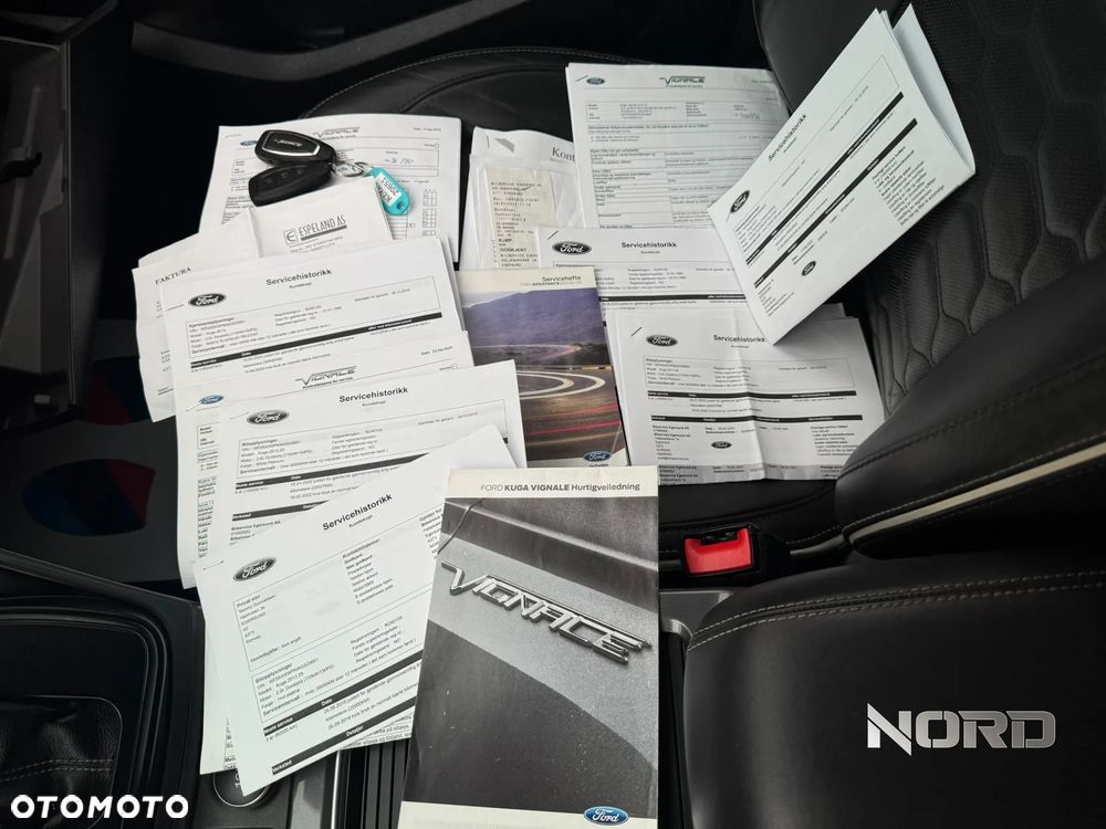 Ford Kuga 2.0 TDCi 4x4 Vignale - 33