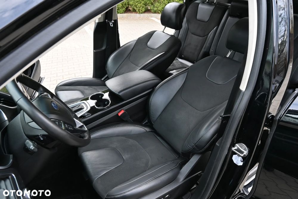 Ford Edge 2.0 TDCi Bi-Turbo 4x4 ST-LINE - 35