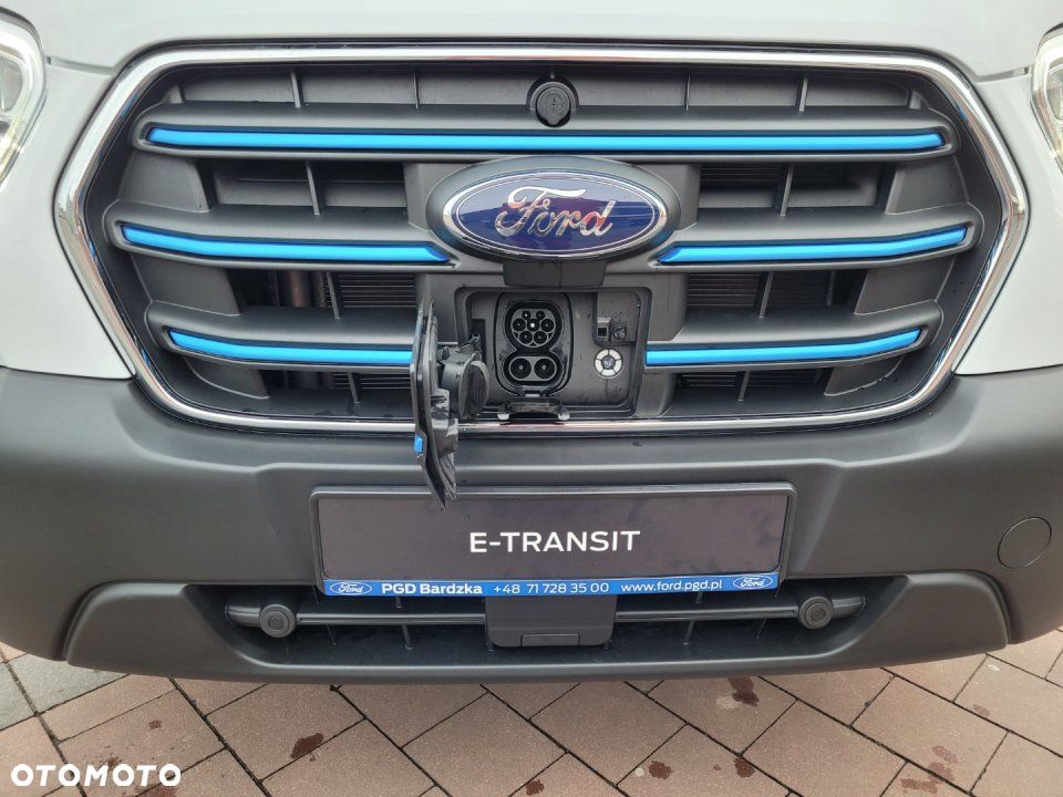 Ford E-Transit - 8