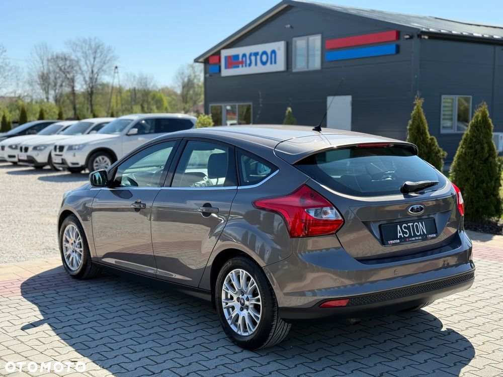 Ford Focus 1.6 TDCi DPF Titanium - 10