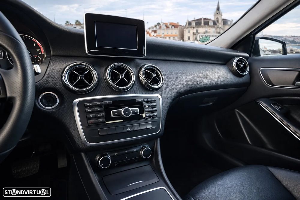 Mercedes-Benz A 160 CDI AMG Line - 7