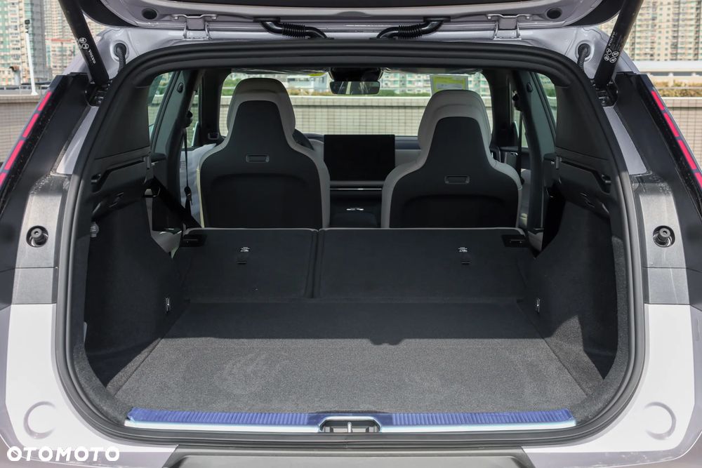 Volvo XC 70 - 21
