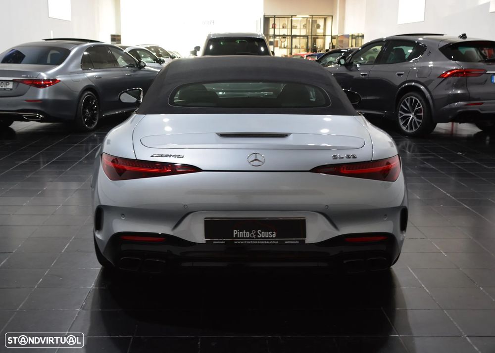 Mercedes-Benz SL 63 AMG 4Matic+ - 23