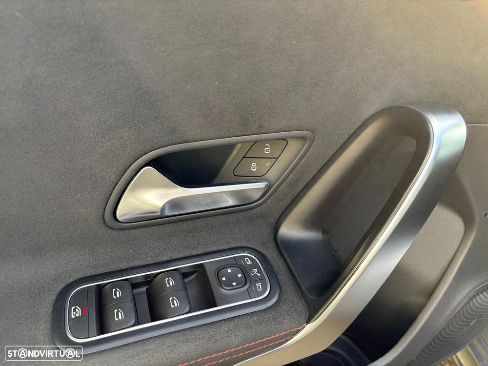 Mercedes-Benz A 200 AMG Line Aut. - 36