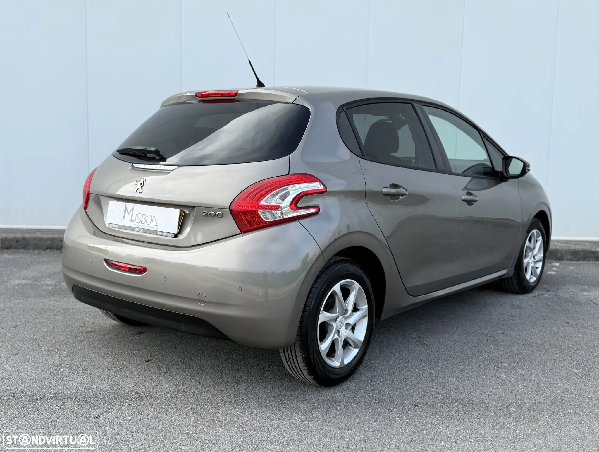 Peugeot 208 1.2 VTi Allure - 6