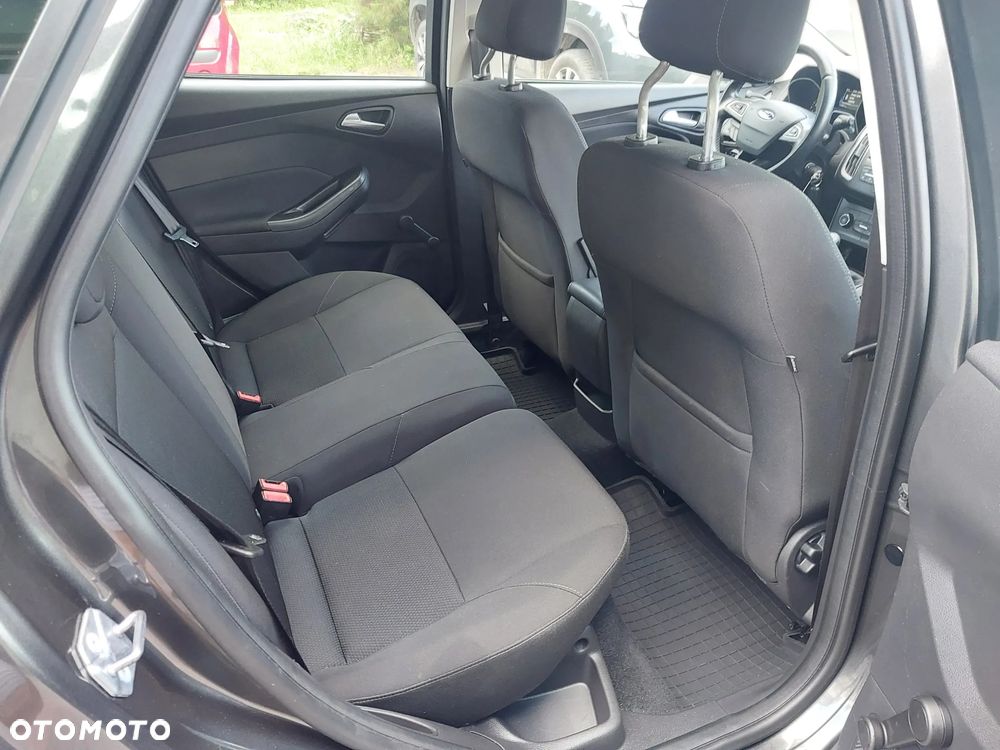 Ford Focus 1.0 EcoBoost Start-Stopp-System ST-LINE STYLE - 12