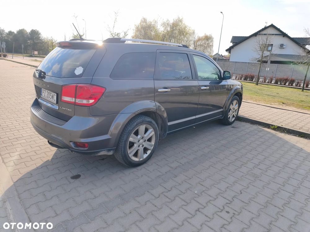 Dodge Journey - 4