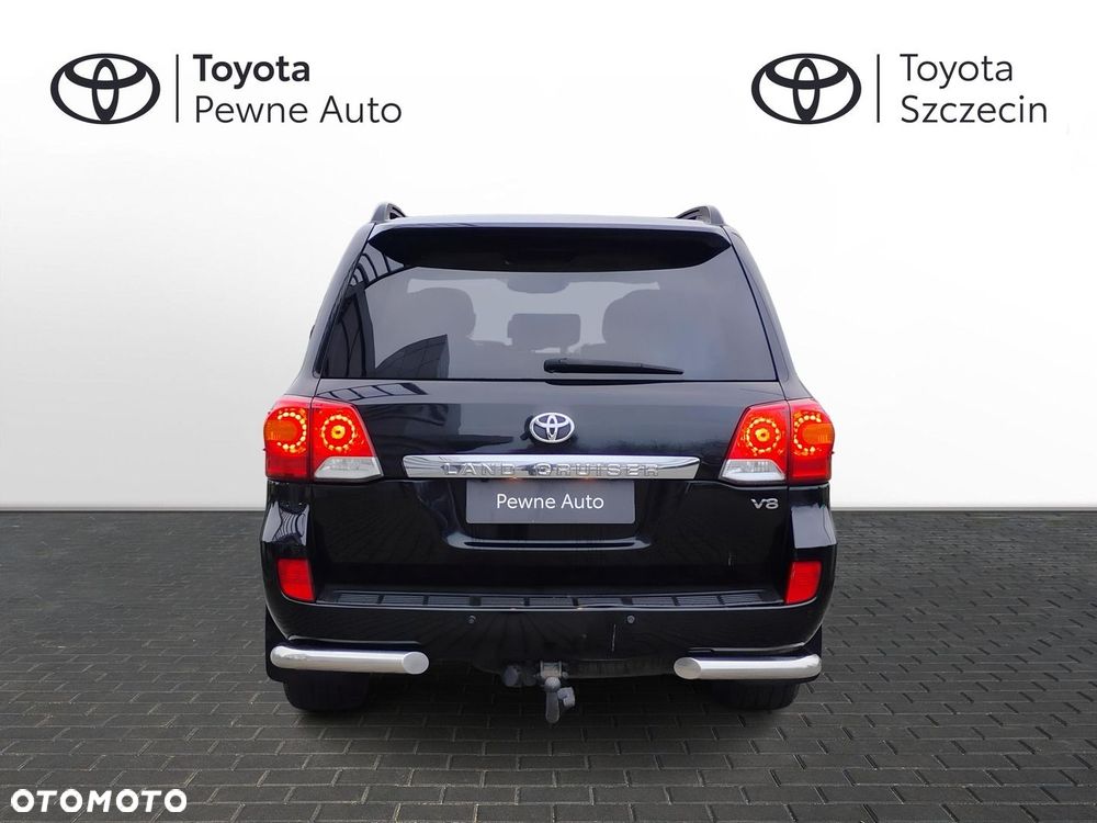 Toyota Land Cruiser - 6