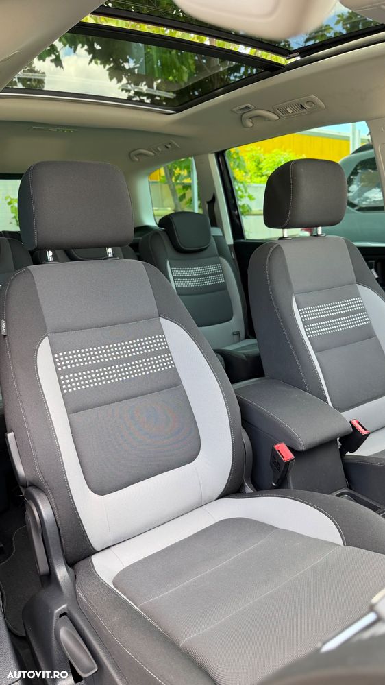 Volkswagen Sharan 2.0 TDI DSG BlueMotion Technology Highline - 12
