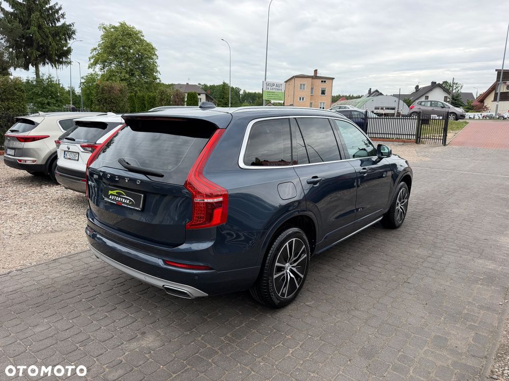 Volvo XC 90 B5 D AWD Momentum Pro - 31