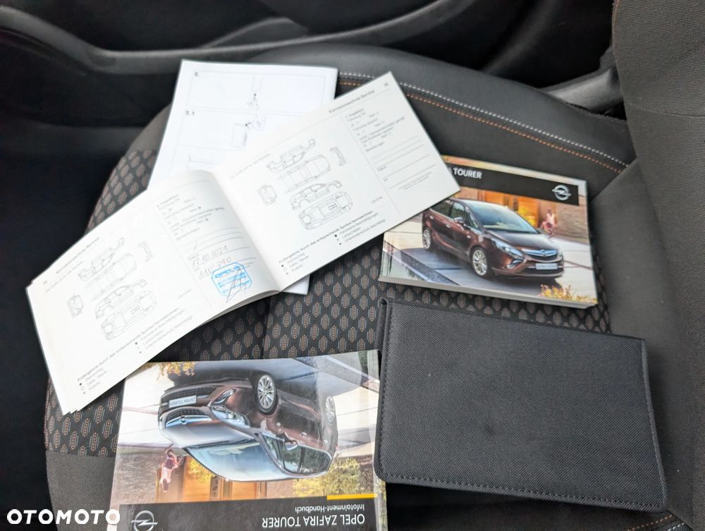 Opel Zafira 1.4 T Cosmo EU6 - 23