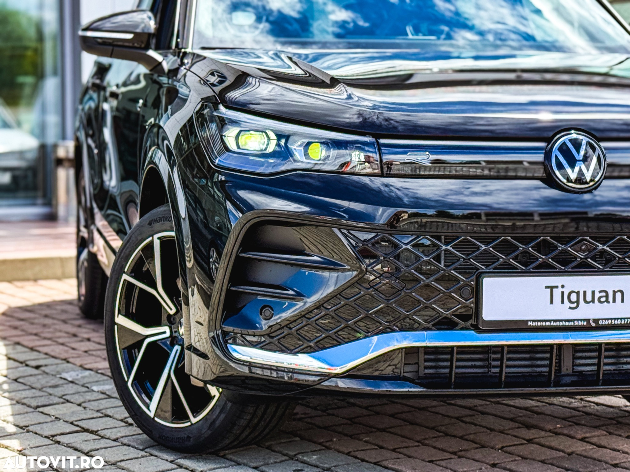 Volkswagen Tiguan 2.0 TDI DSG 4Motion R-Line - 37