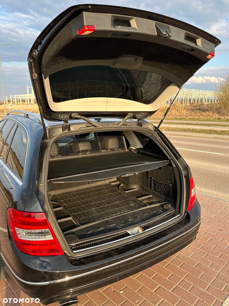 Mercedes-Benz Klasa C - 12