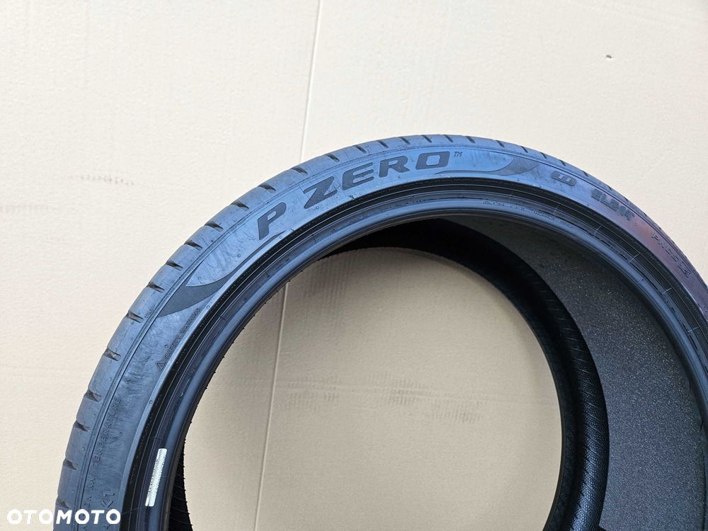 1x OPONA letnia 255/35 R21 PIRELLI P ZERO T1 ELECT 7mm 98W PNCS - 6