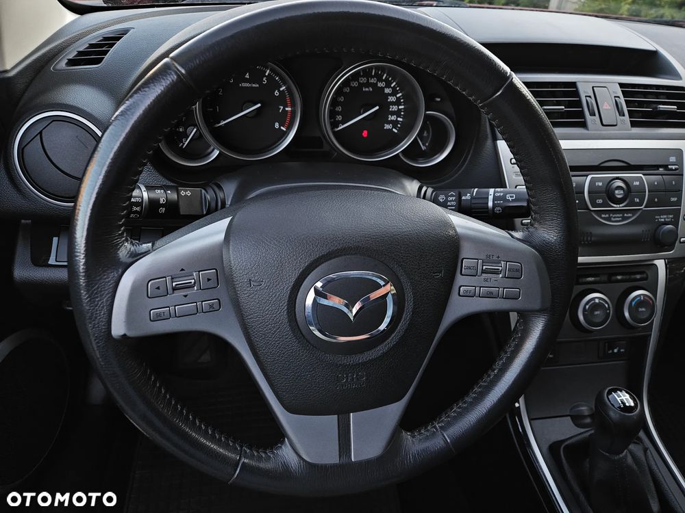 Mazda 6 Sport 1.8 Comfort - 29