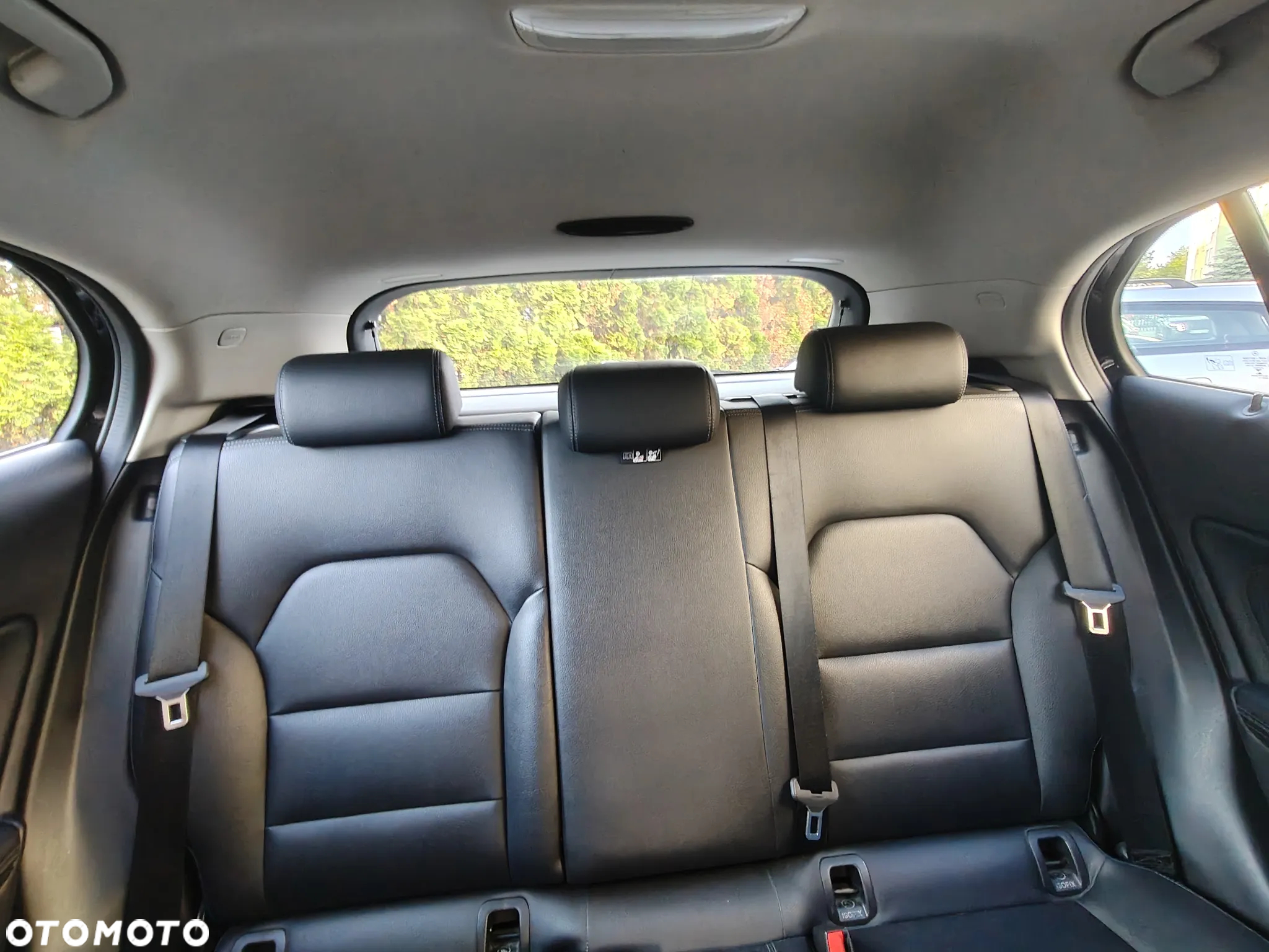 Mercedes-Benz GLA 200 7G-DCT Style - 11