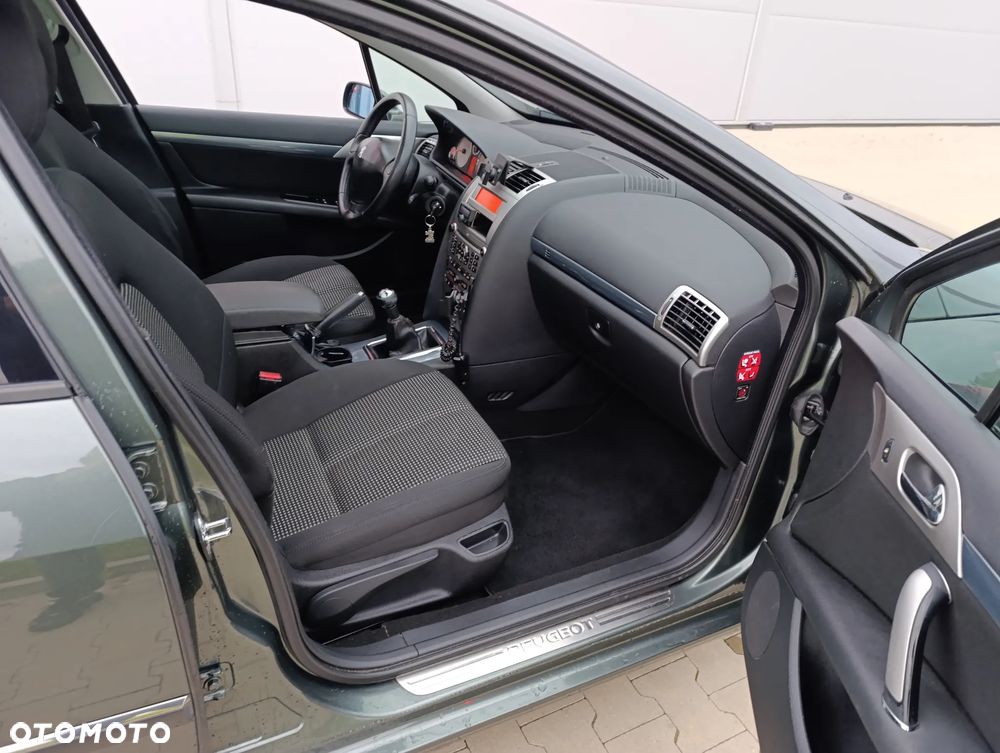 Peugeot 407 HDi 110 Business Line - 24