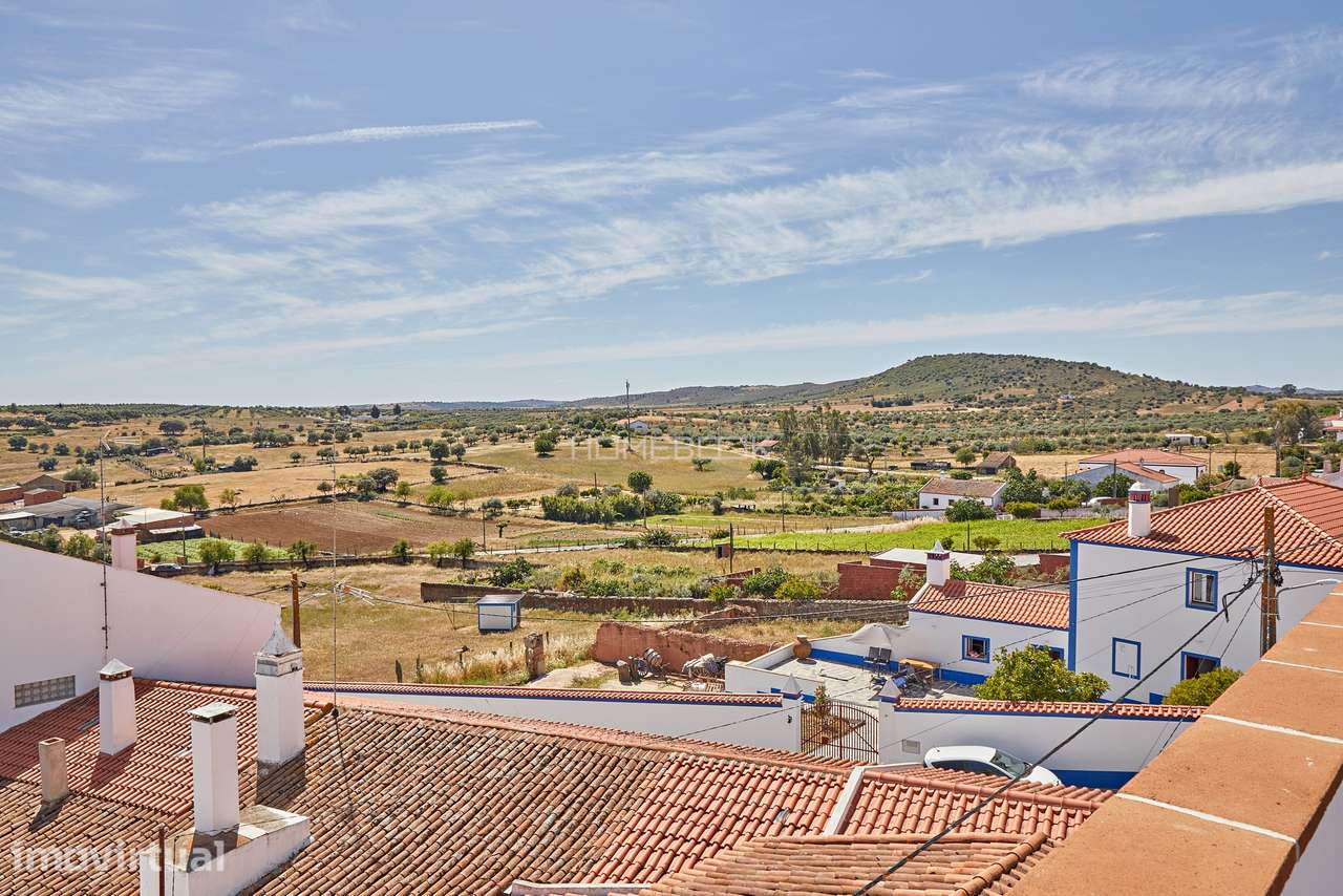 Apartamento T2 a Estrear com Terraço Panorâmico | Outeiro, Monsaraz - Grande imagem: 2/25