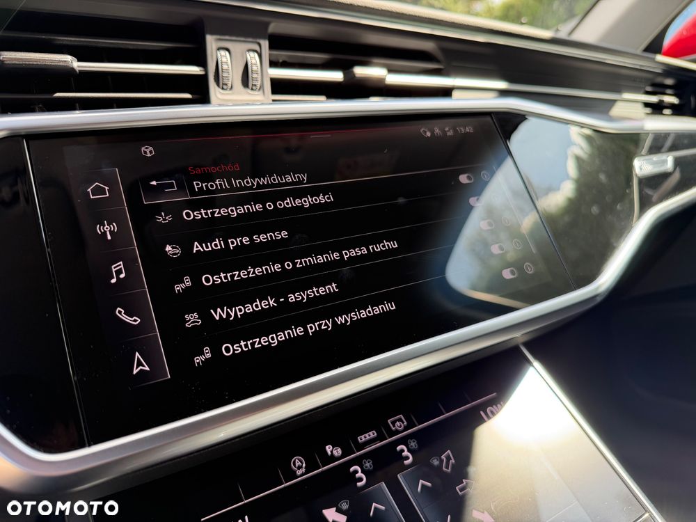 Audi A6 Avant 40 TDI S tronic S line - 32