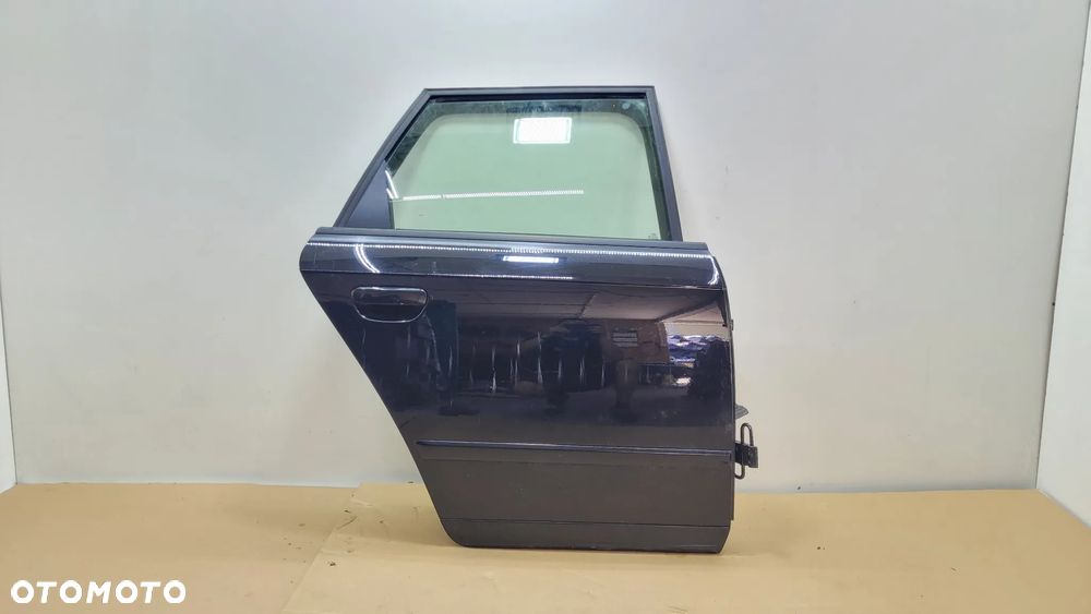 AUDI A4 B7 04-07 DRZWI TYŁ TYLNIE PRAWE KOMPLET ORG - 1