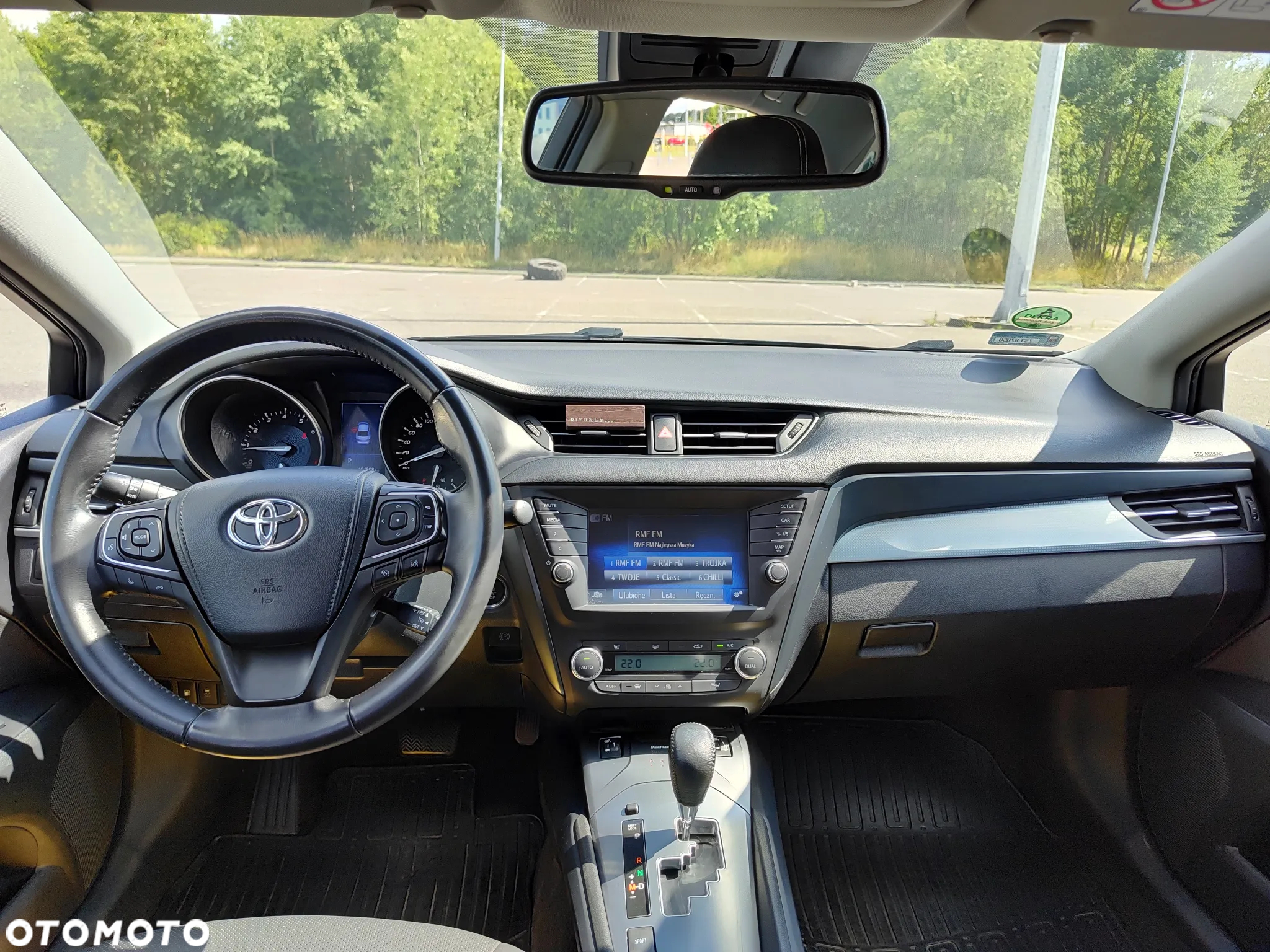Toyota Avensis - 7