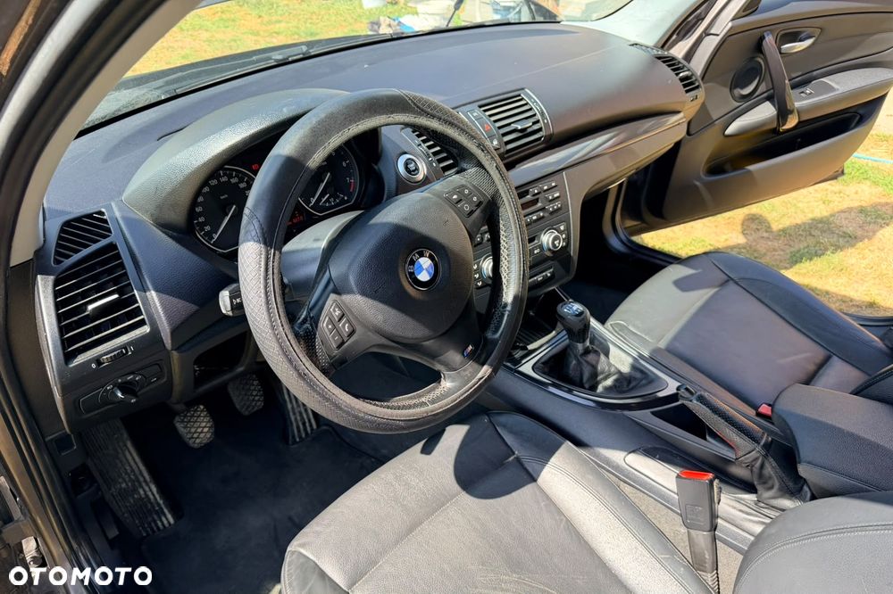 BMW Seria 1 120i Edition Sport - 12